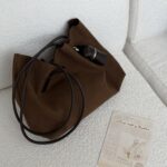 کیف آبان